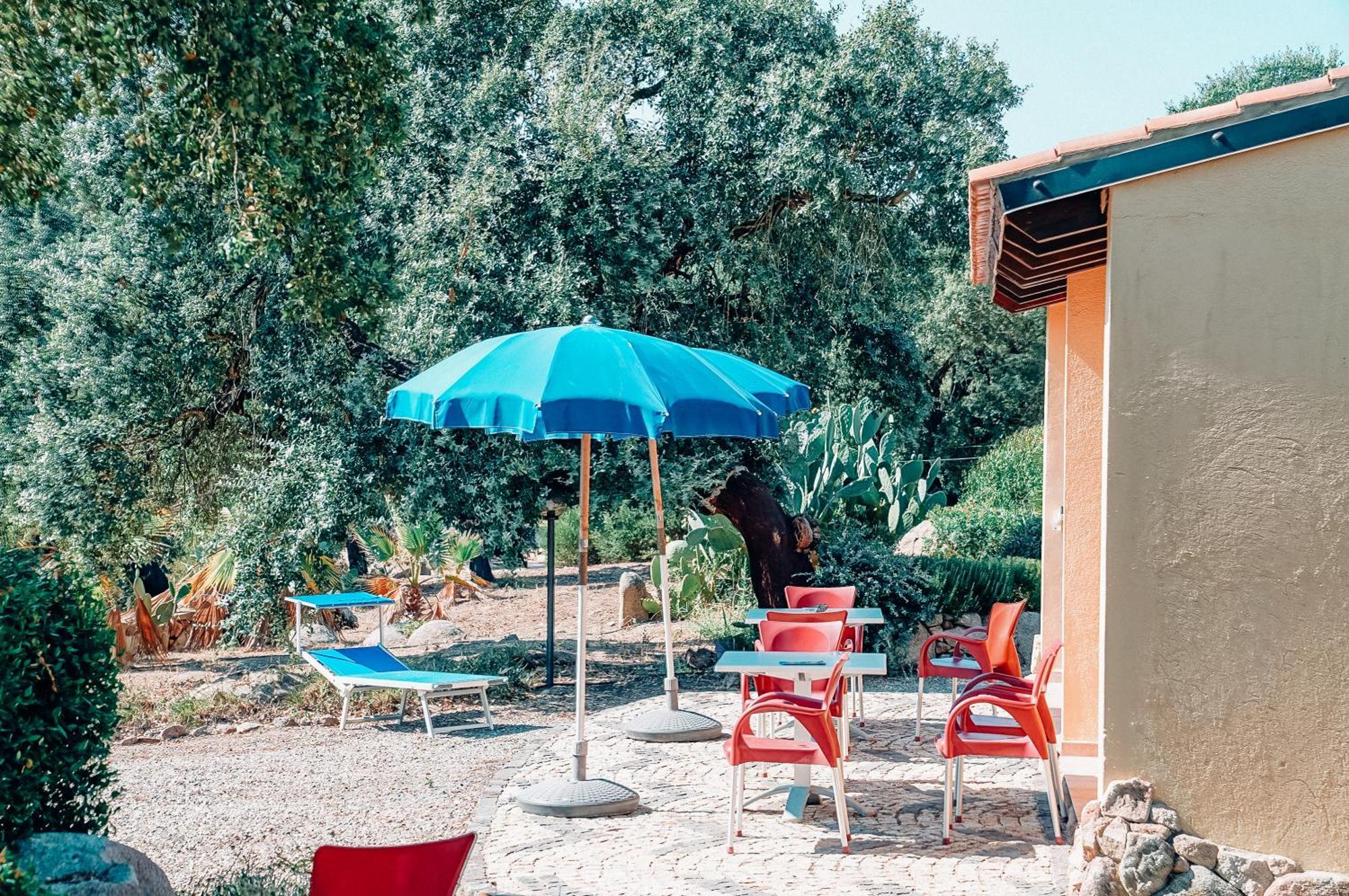 Agriturismo Rocce Bianche Arbus Exterior foto