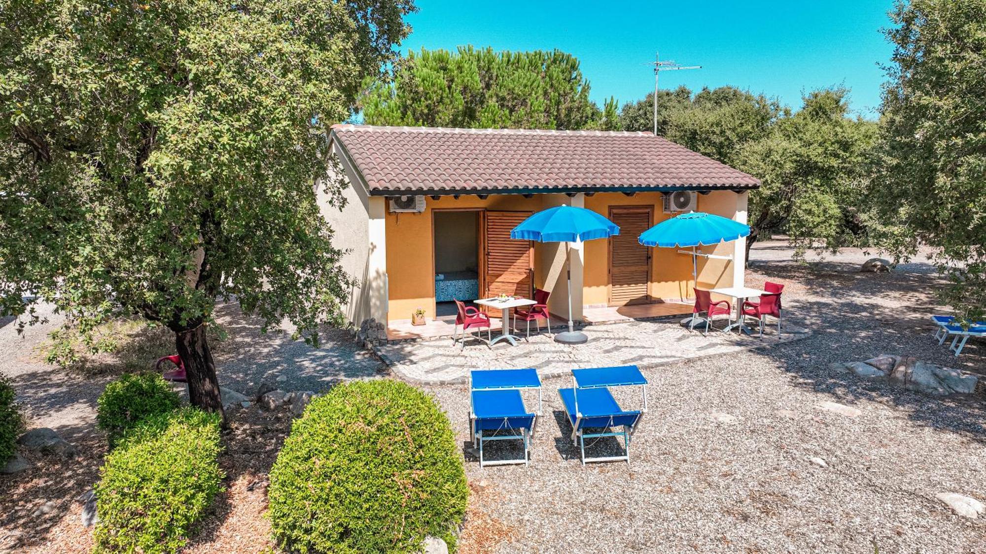 Agriturismo Rocce Bianche Arbus Exterior foto